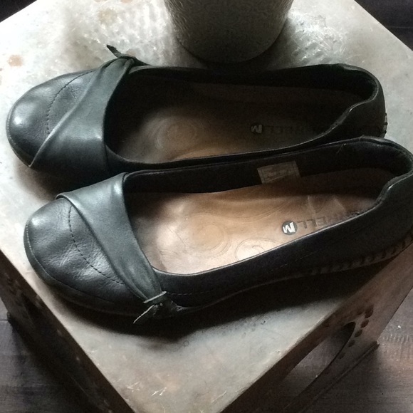 merrell black flats